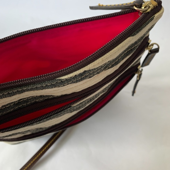 Dooney & Bourke Crossbody Purse (NWOT) - Picture 2 of 8